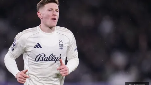 2026欧洲杯焦点战FIFA世界杯实时比分官网：英格兰与克罗地亚2-2战平，半场精彩瞬间回顾